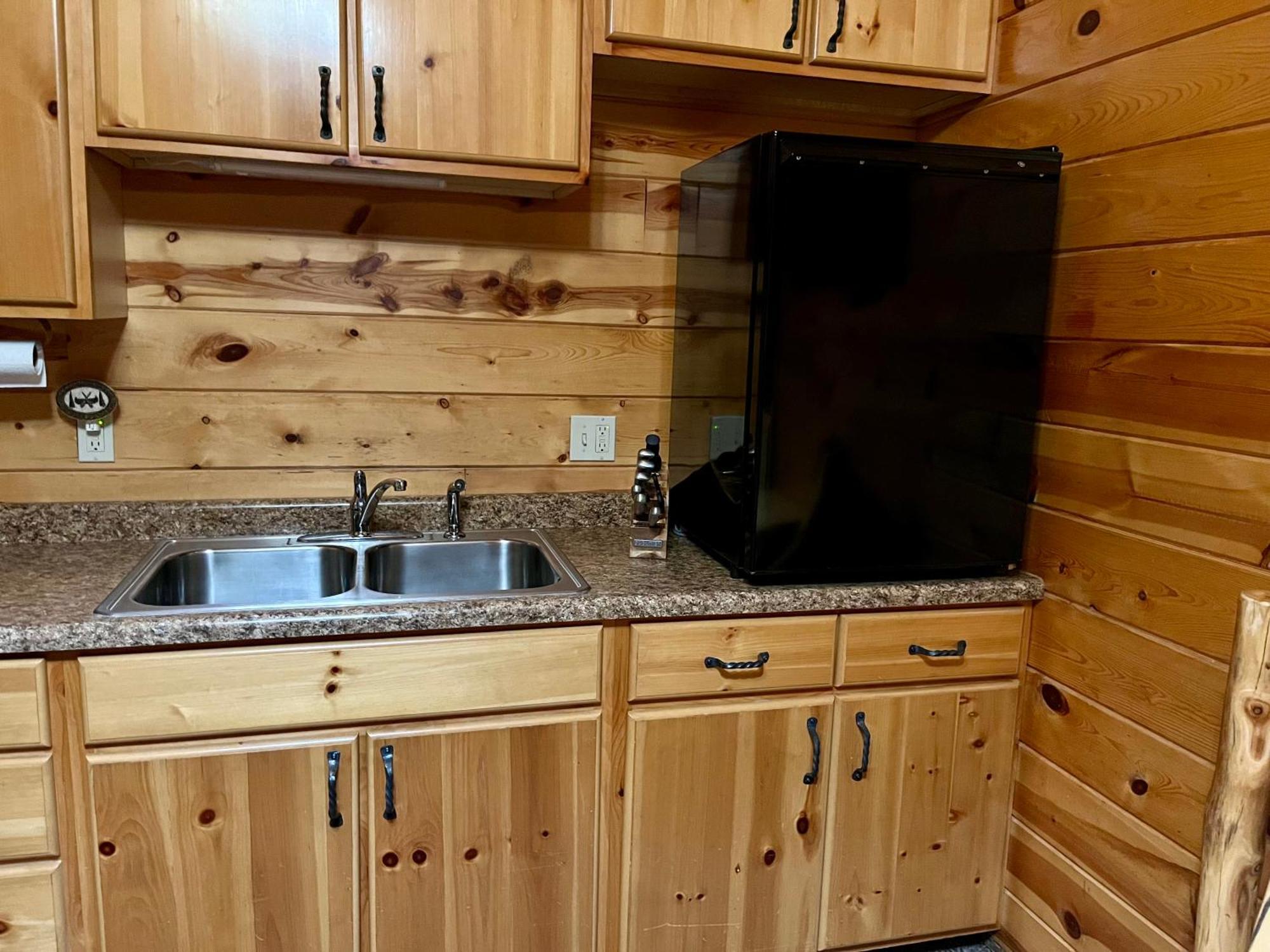 Badlands Frontier Cabins Wall Ngoại thất bức ảnh