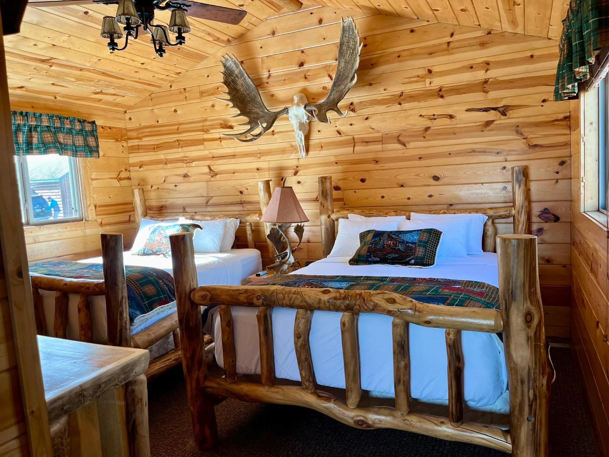 Badlands Frontier Cabins Wall Ngoại thất bức ảnh