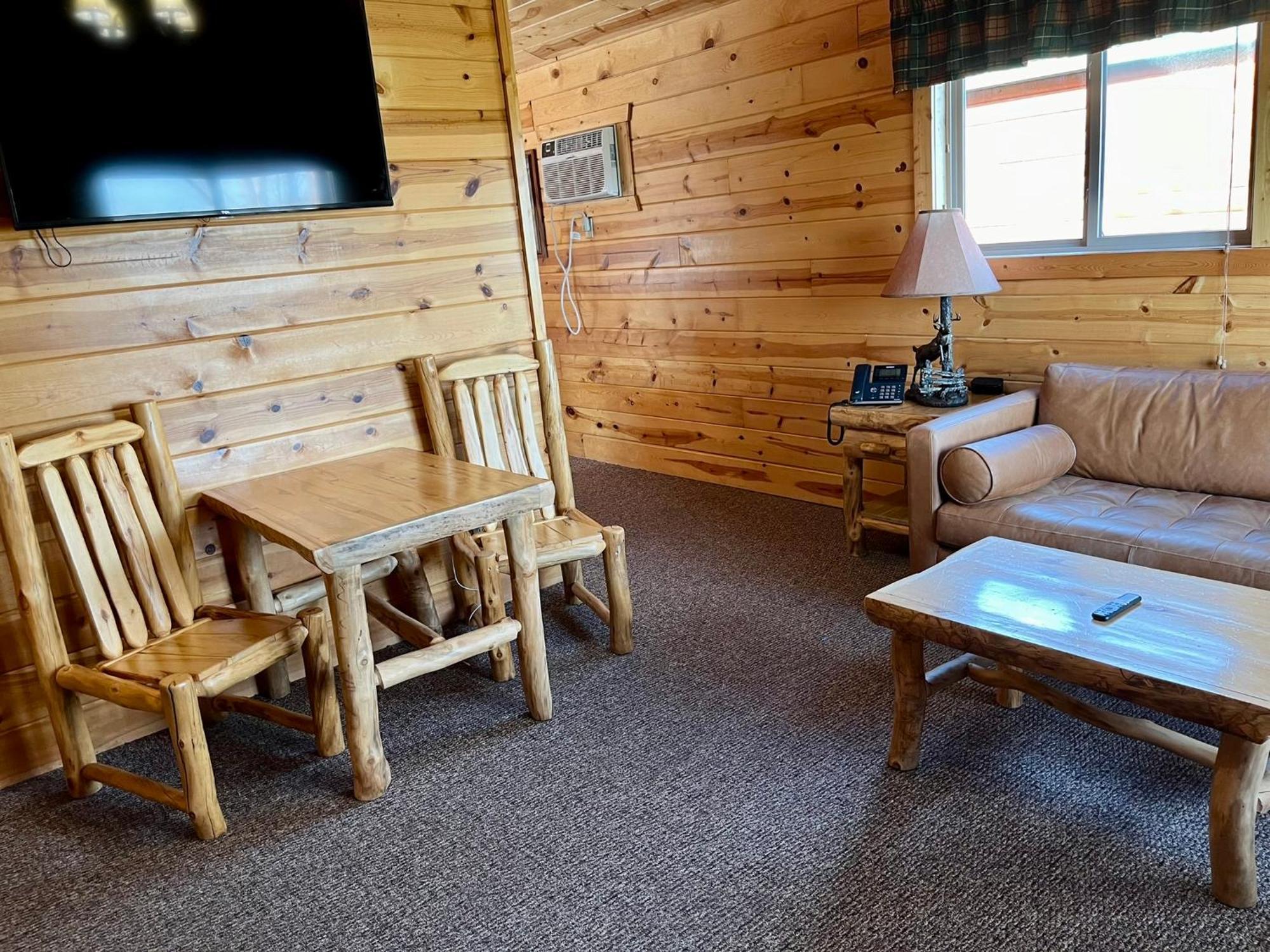 Badlands Frontier Cabins Wall Ngoại thất bức ảnh