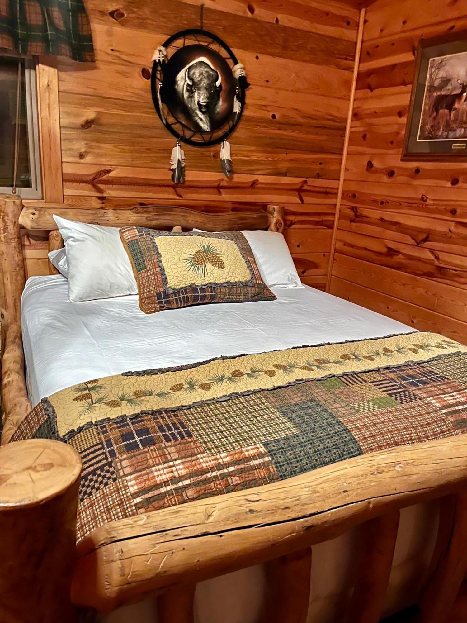 Badlands Frontier Cabins Wall Ngoại thất bức ảnh