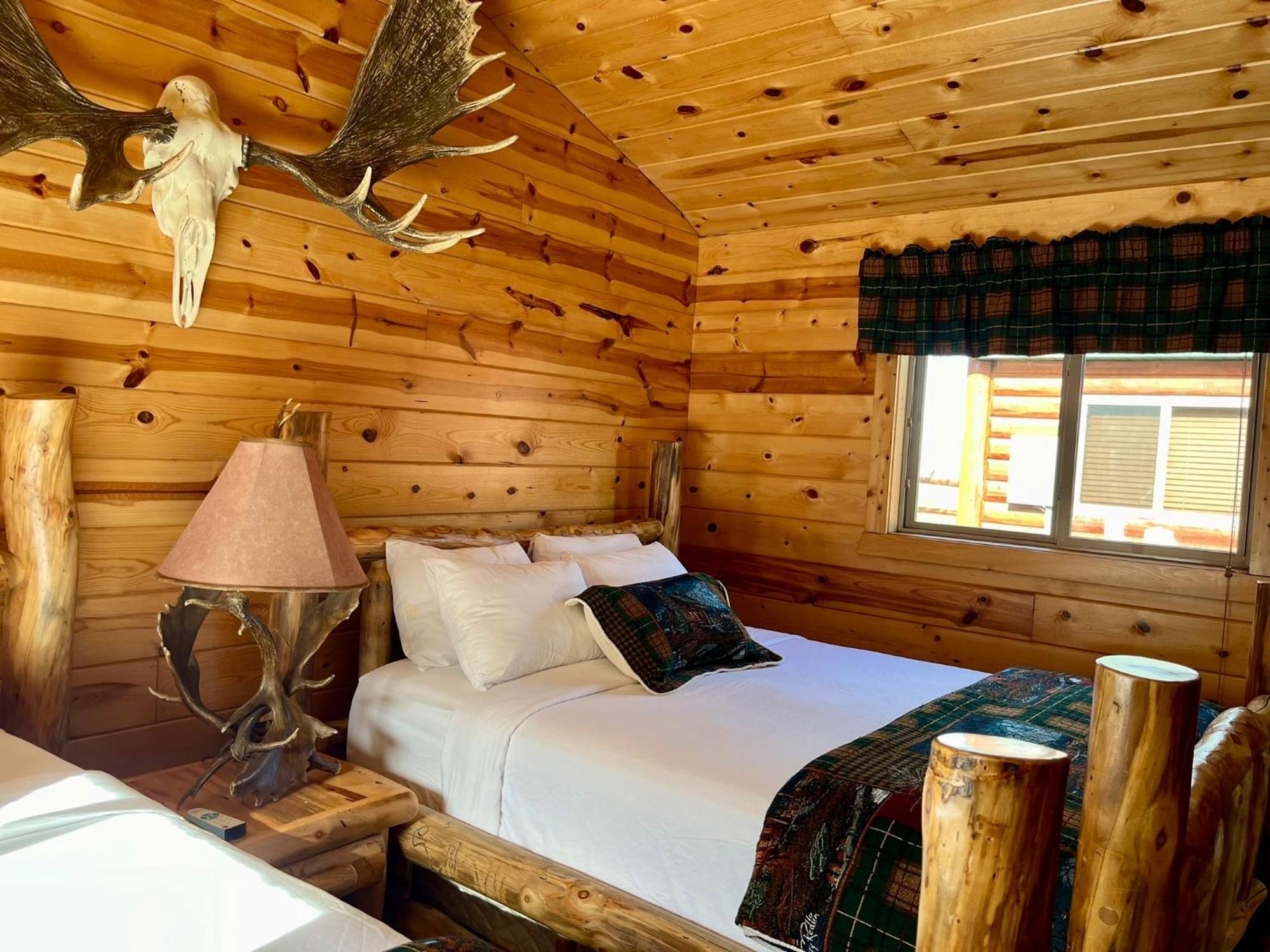 Badlands Frontier Cabins Wall Ngoại thất bức ảnh