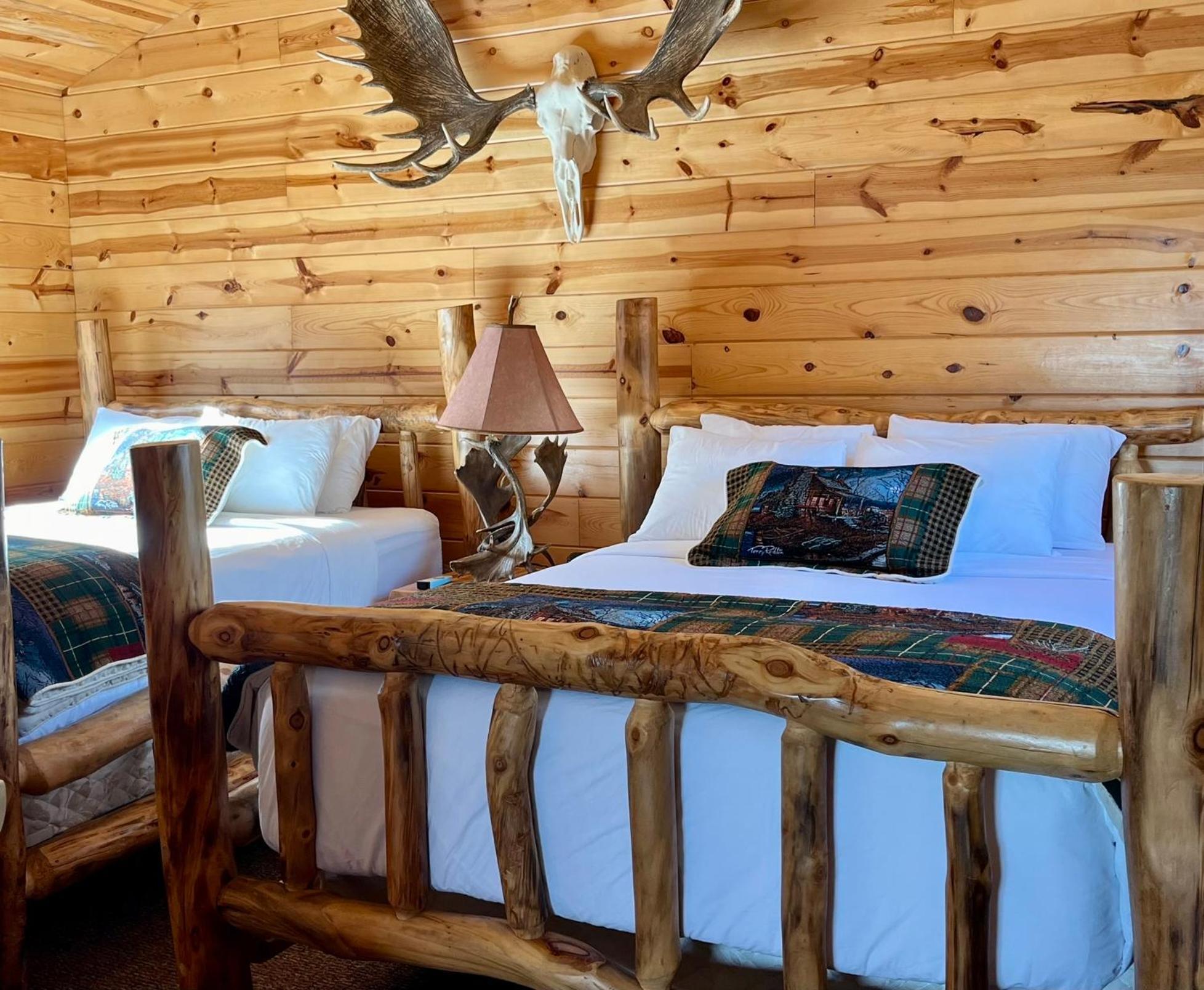 Badlands Frontier Cabins Wall Ngoại thất bức ảnh