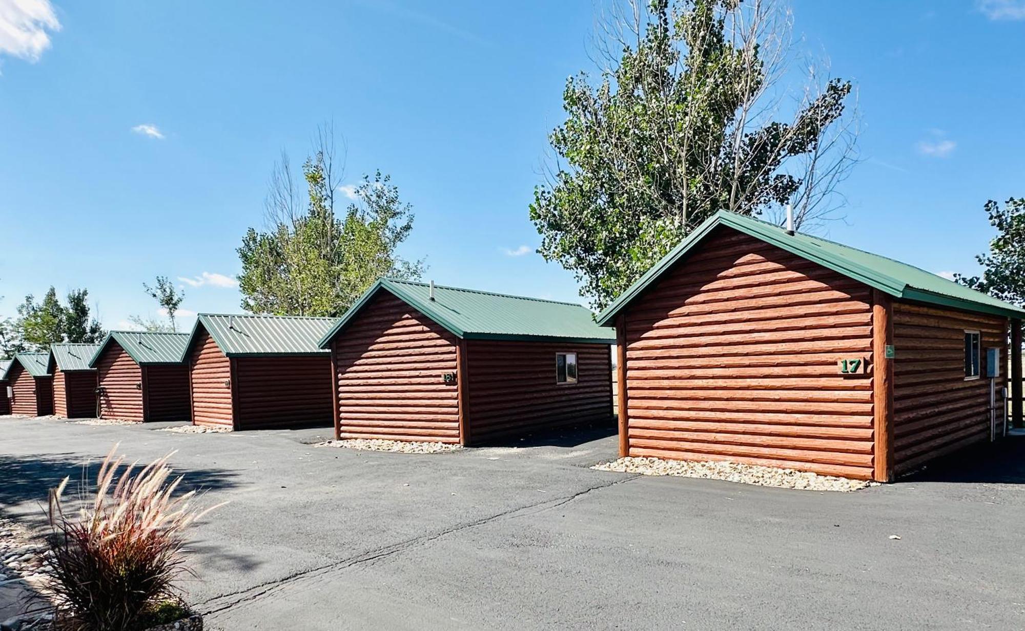 Badlands Frontier Cabins Wall Ngoại thất bức ảnh